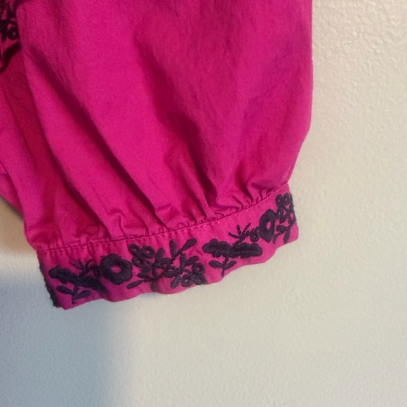 Talbots Fuchsia Blouse with Black Floral Embroidery 3/4 sleeve size petite large - Picture 4 of 12